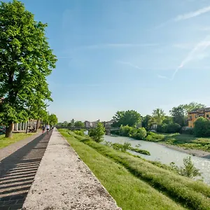 Station 3*, Parma Italia
